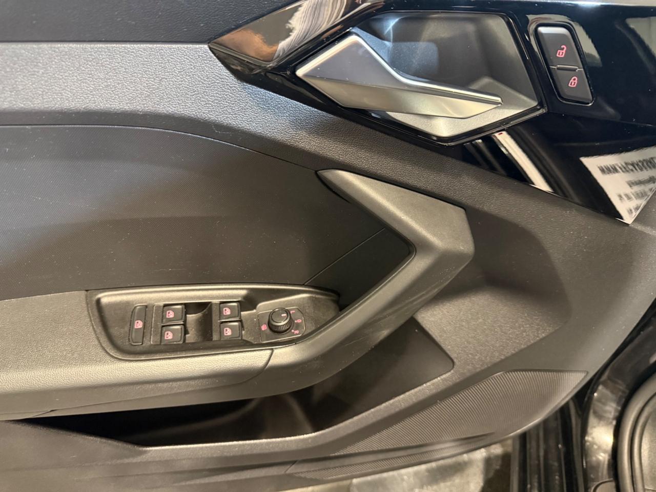 Audi A1 SPB 35 TFSI S tronic line edition