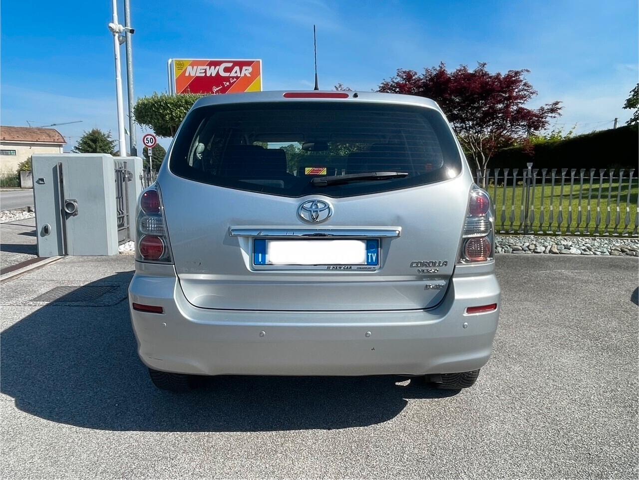 Toyota Corolla Verso 2.2 D-4D Sol 7 posti