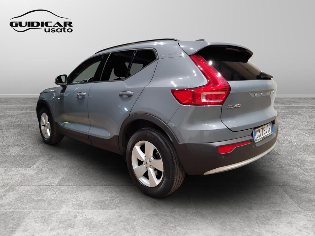 VOLVO XC40 2023 - XC40 1.5 t2 Essential auto