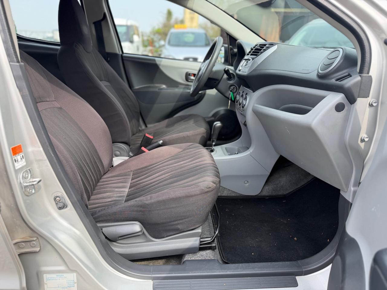 Nissan Pixo 1.0GPL (CAMBIO AUTOMATICO)