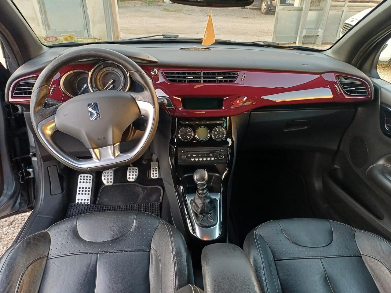 DS3 3 1.6 HDi 110 SPORTIVA - 2011