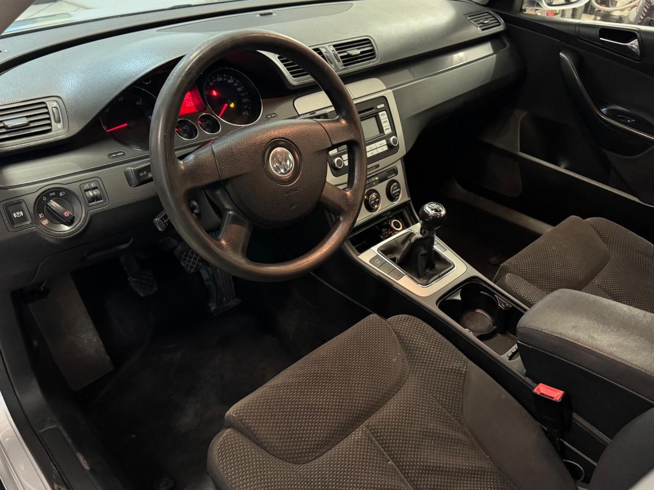 Volkswagen Passat 1.9 TDI/105CV Var. Comfortline
