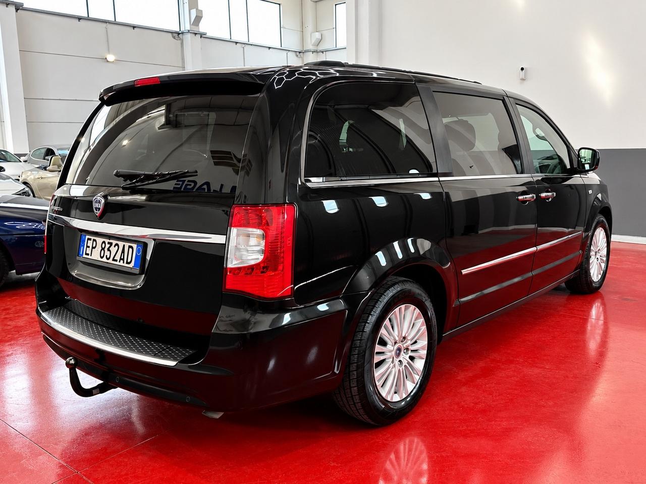 Lancia Voyager 2.8 Turbodiesel Platinum 163 CV