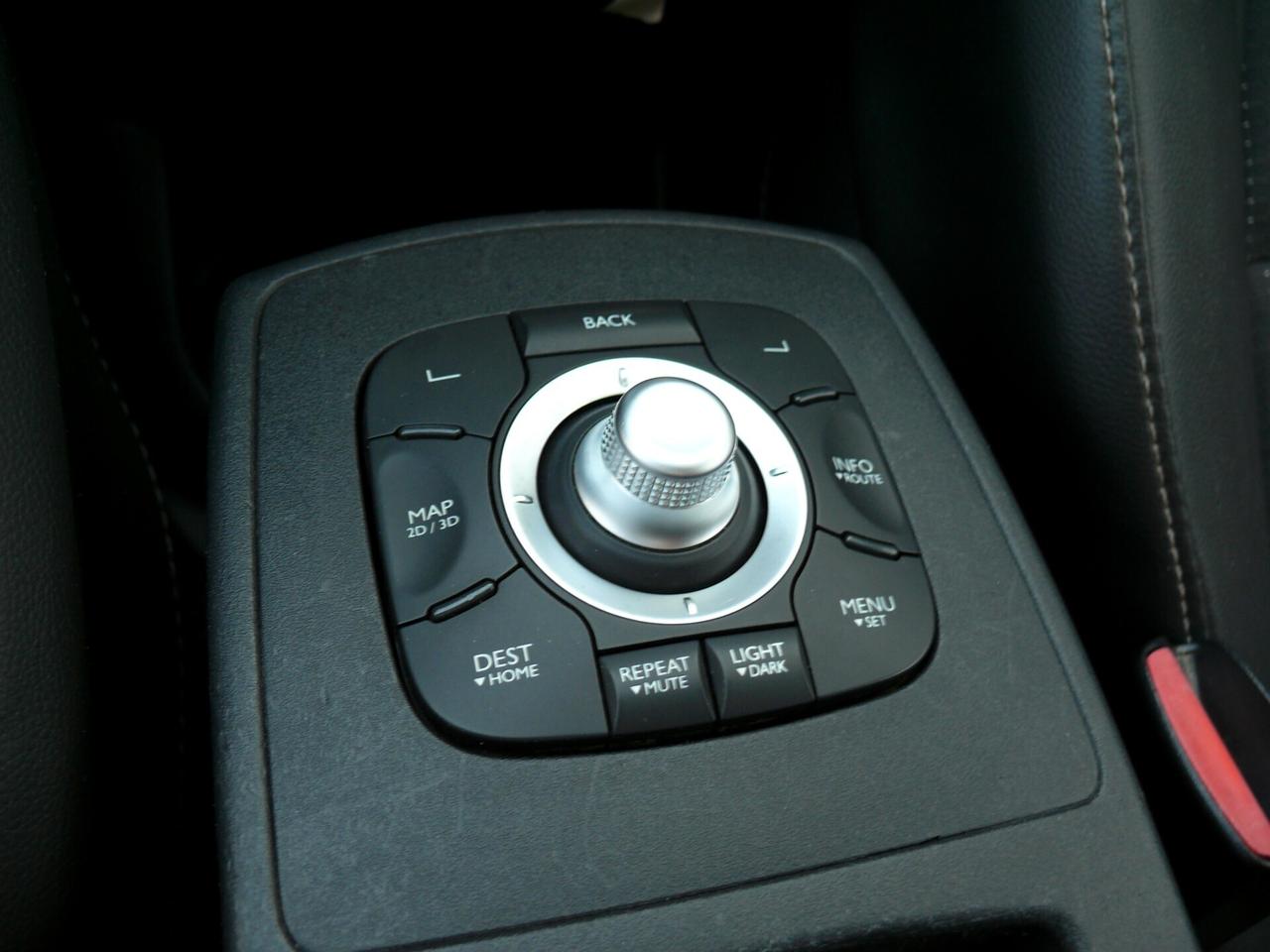 Renault Scenic 7 Posti (M1365)