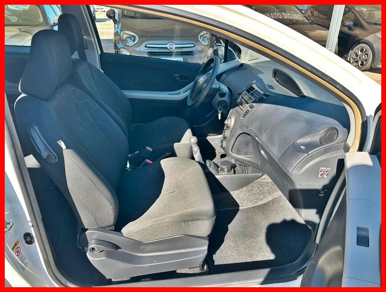 Toyota Yaris 1.0 5 porte Sol 99mila km