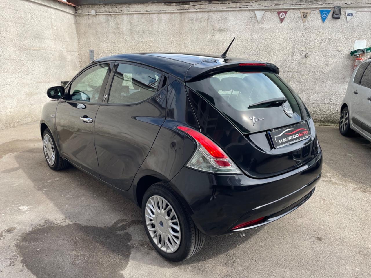 Lancia Ypsilon 1.2 69 CV 5 porte S&S Gold dal nord Italia