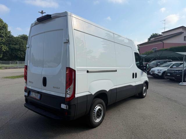 IVECO Daily 35S12V 2.3 HPT PLM-TA Furgone +IVA