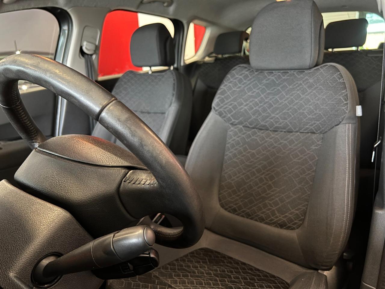 Peugeot 3008 1.6 HDi 115CV Allure