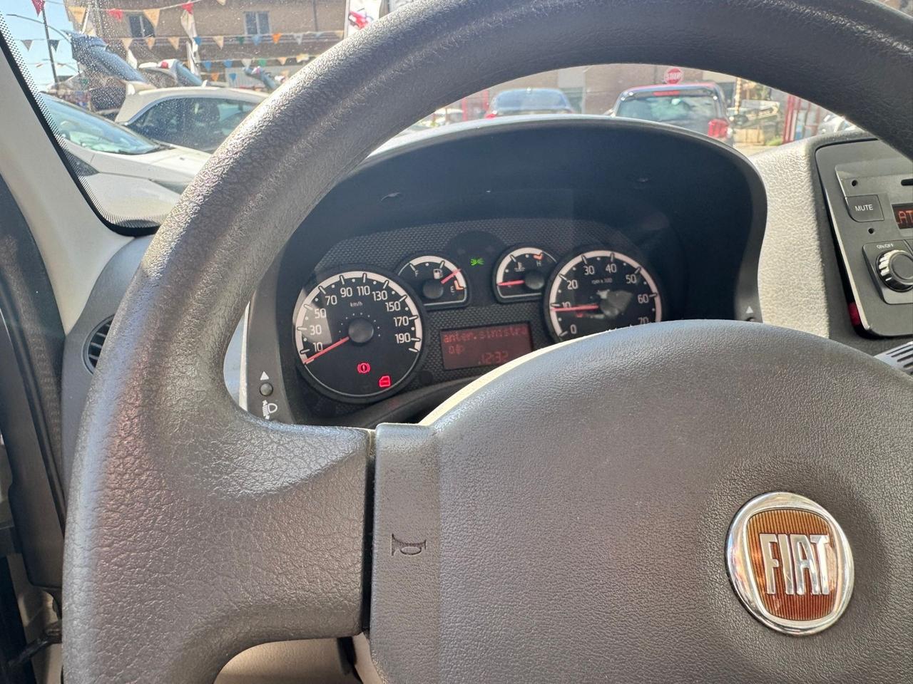 Fiat Panda 1.2 Emotion