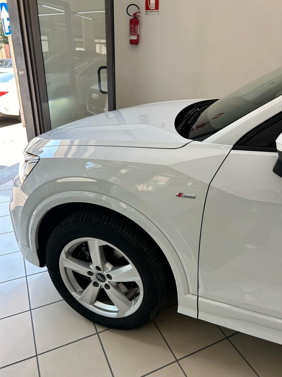 Audi Q2 35 TDI quattro S tronic