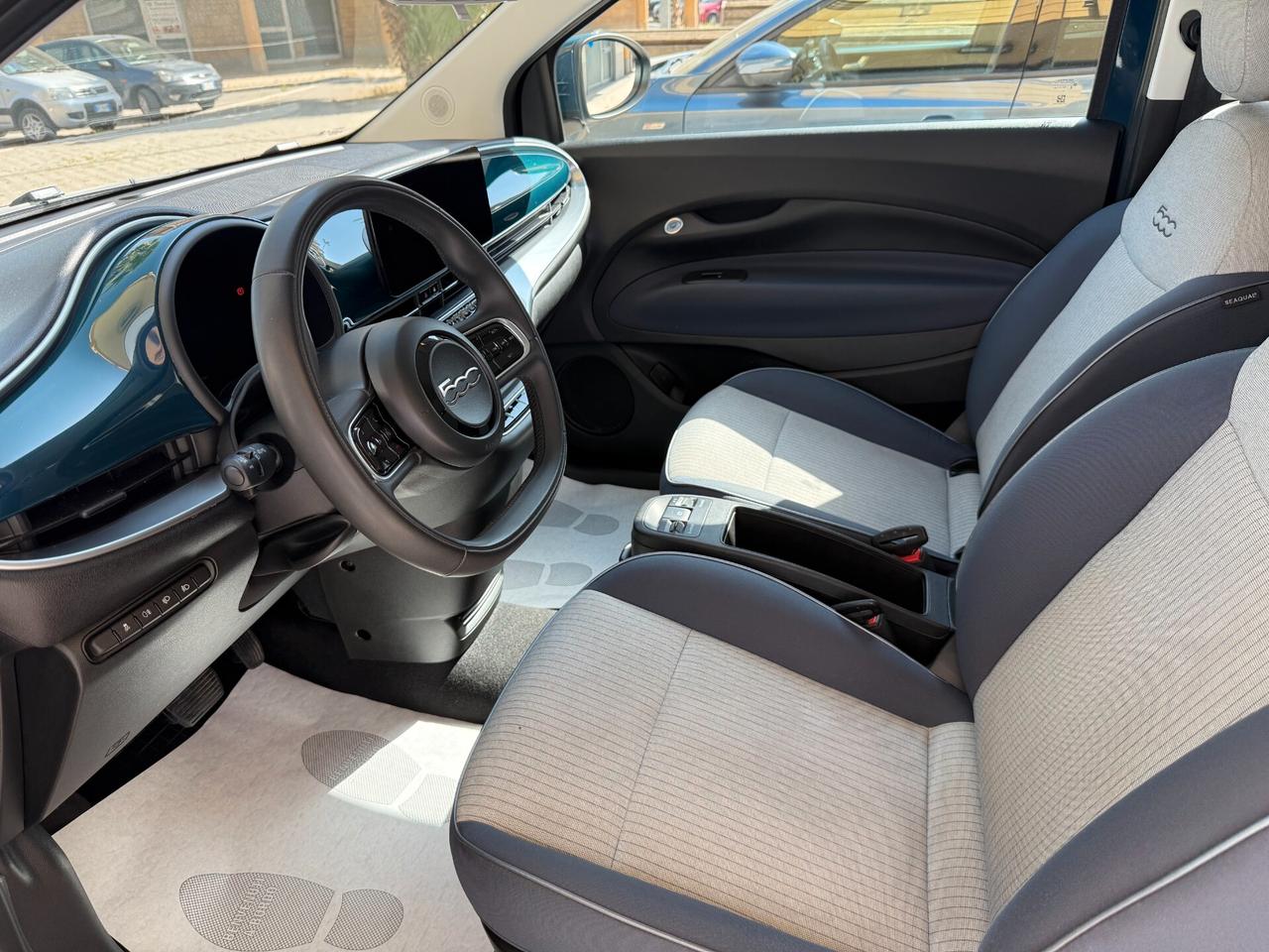 Fiat 500e Berlina 42 kWh La Prima