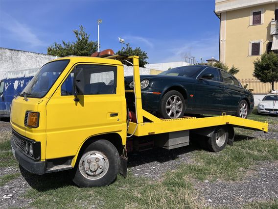 Mitsubishi FE 211 ATTREZZATO PER SOCCORSO STRADALE