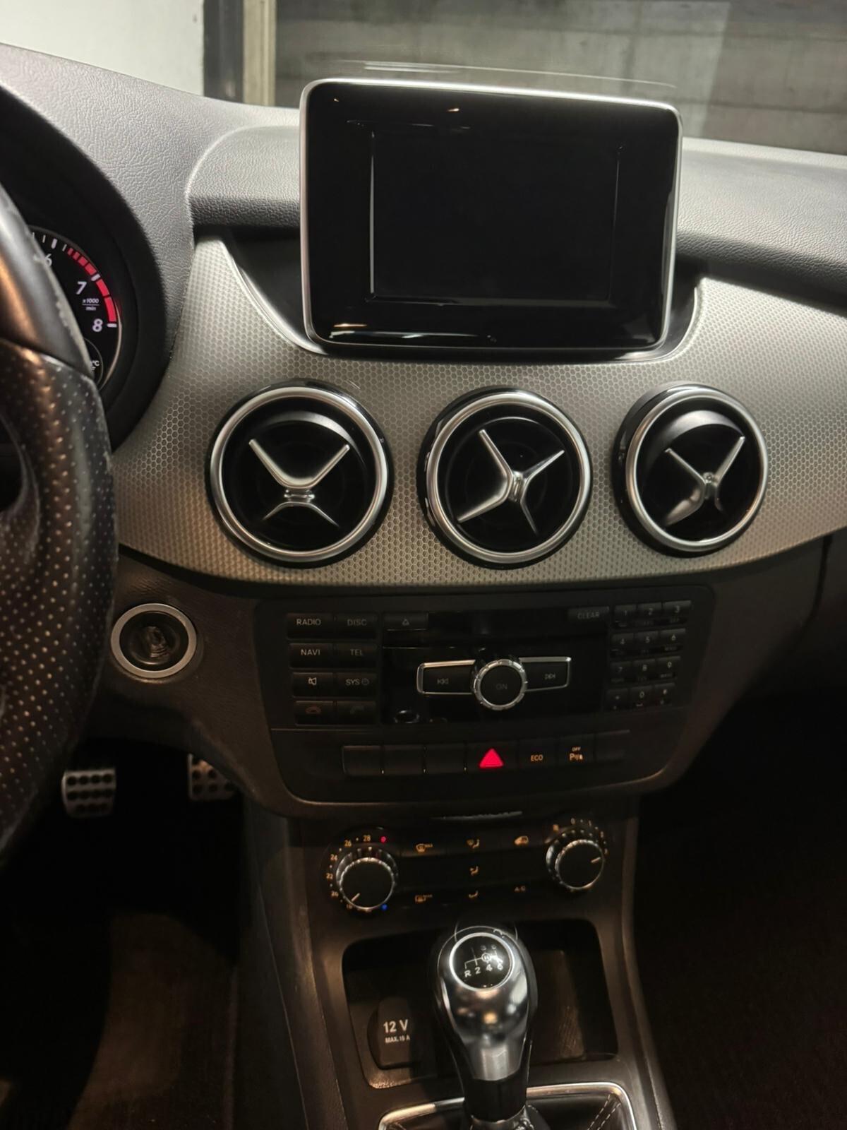 Mercedes-benz B 180 Premium 2013 Euro 6
