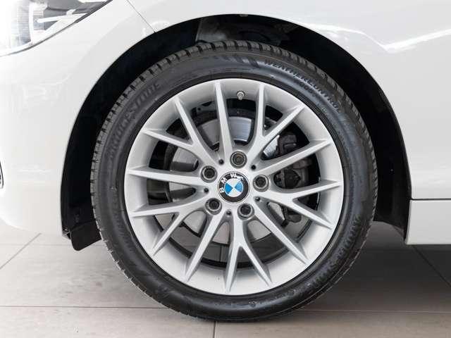BMW 120 120d Sport 5p auto my18