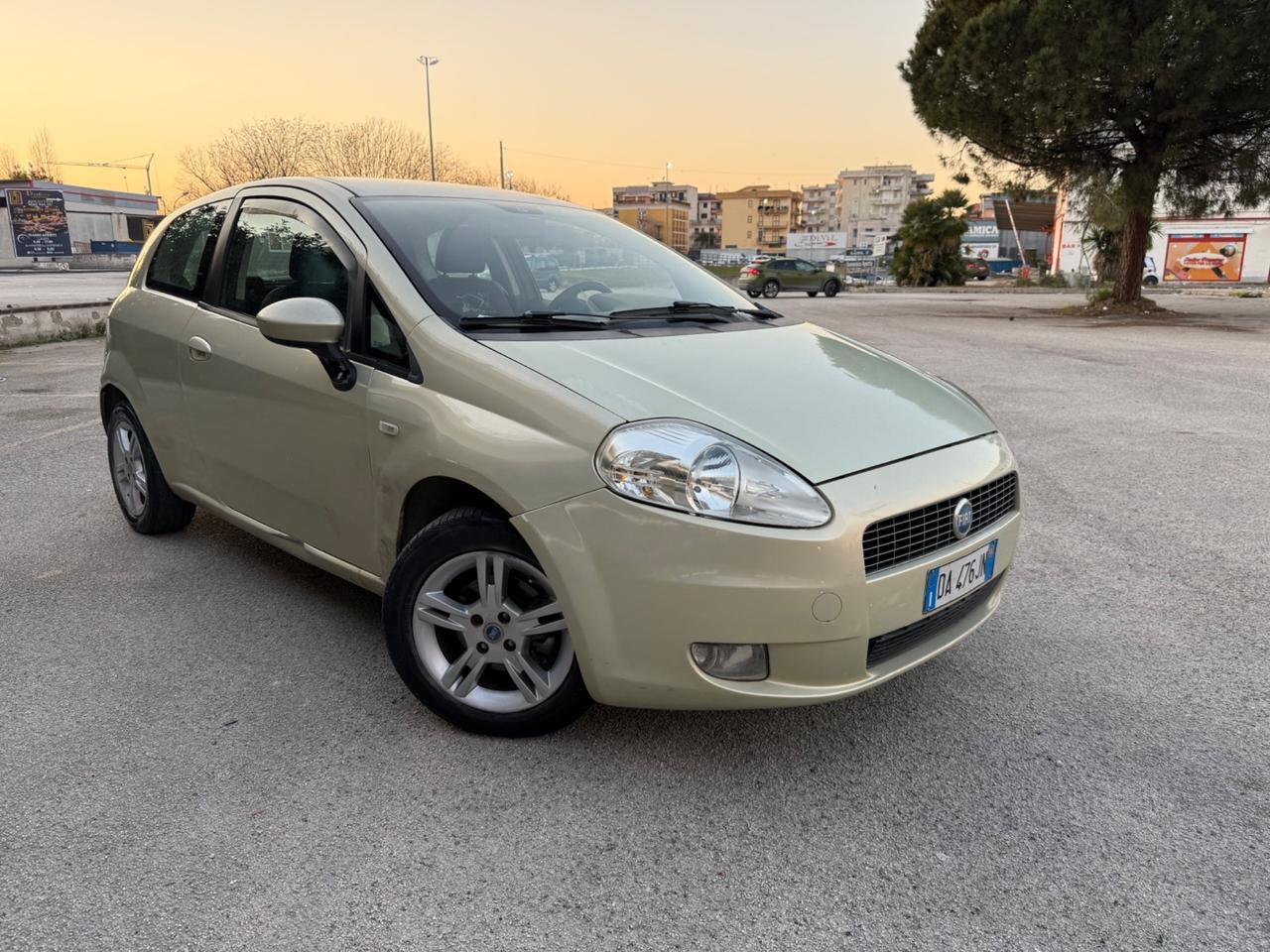 Fiat Grande Punto Grande Punto 1.4 3 porte Dynamic