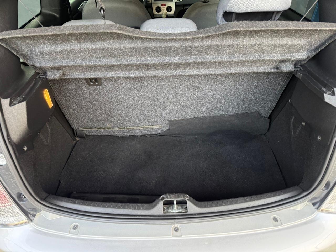 Lancia Ypsilon 1.3 MJT 75 CV Argento