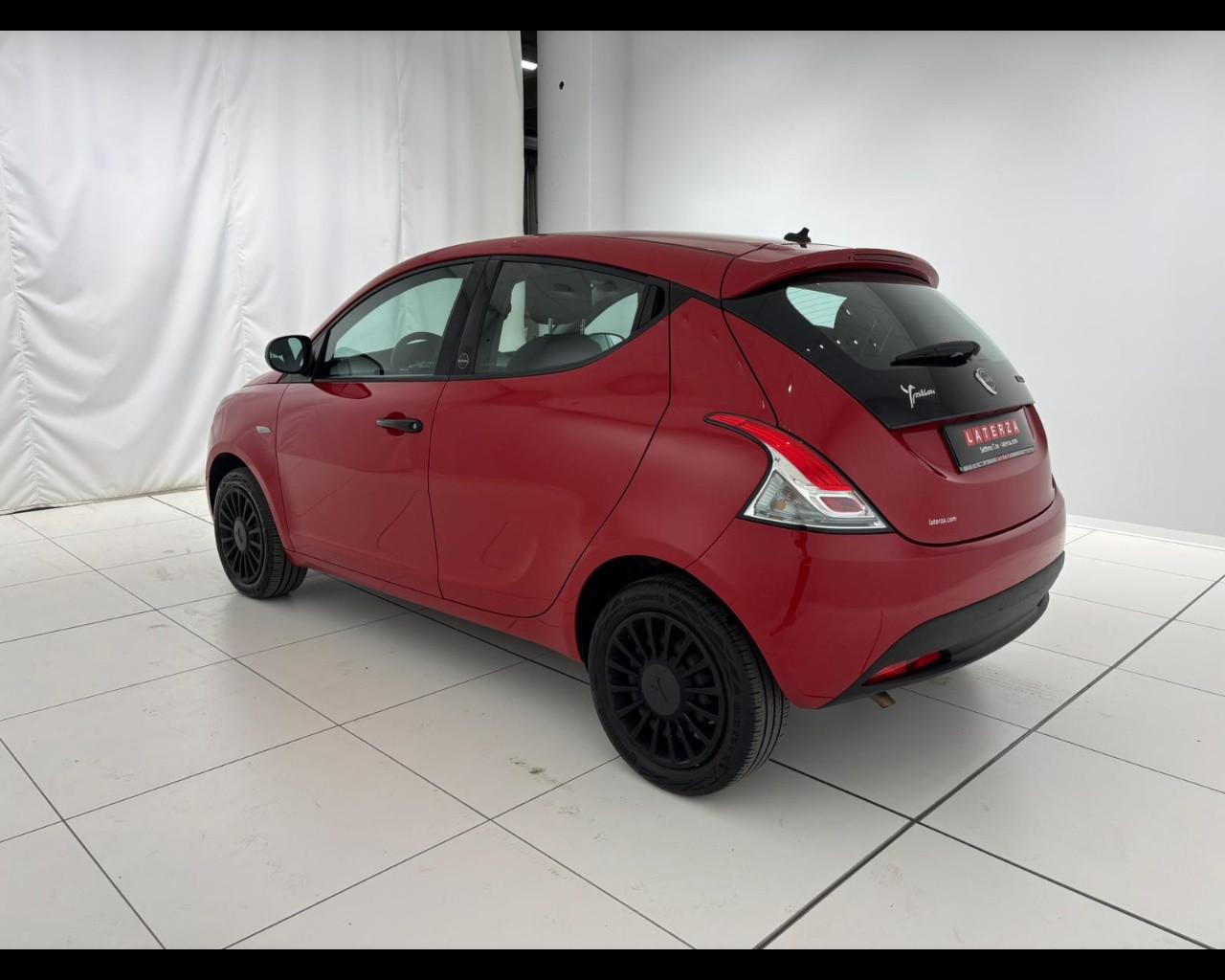 LANCIA Ypsilon 1.0 firefly hybrid Silver s&s 70cv