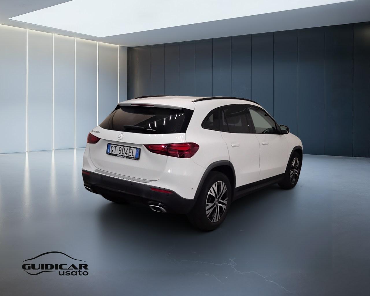 Mercedes-Benz GLA-H247 2023 - GLA 180 d Progressive Advanced auto