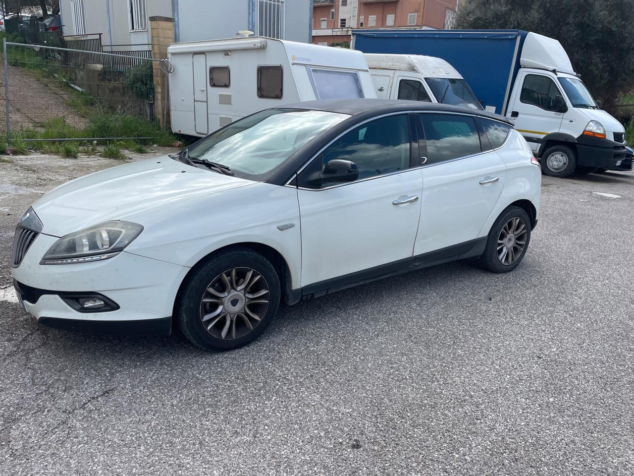 Lancia Delta 1.6 MJT DPF Gold