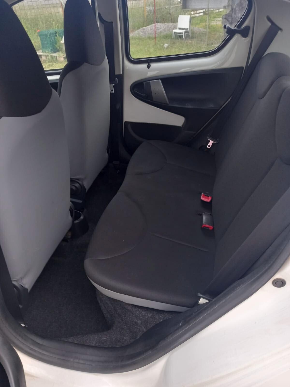 Toyota Aygo 1.0 disponibile anche con soli 24000km