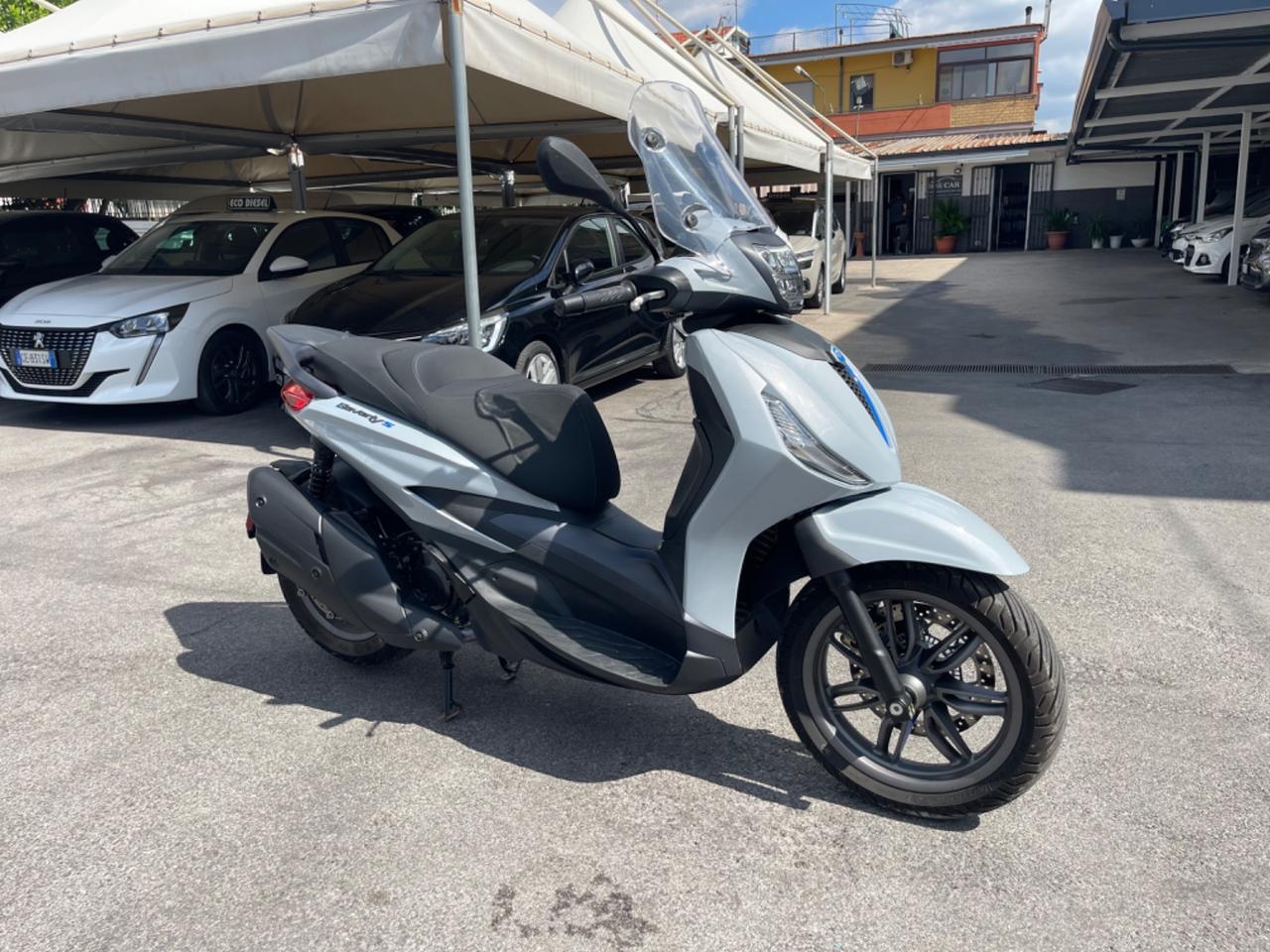 Piaggio Beverly 400 i.e. 400S HPI ANNO 2025 KM 1000 PERFETTO!!!