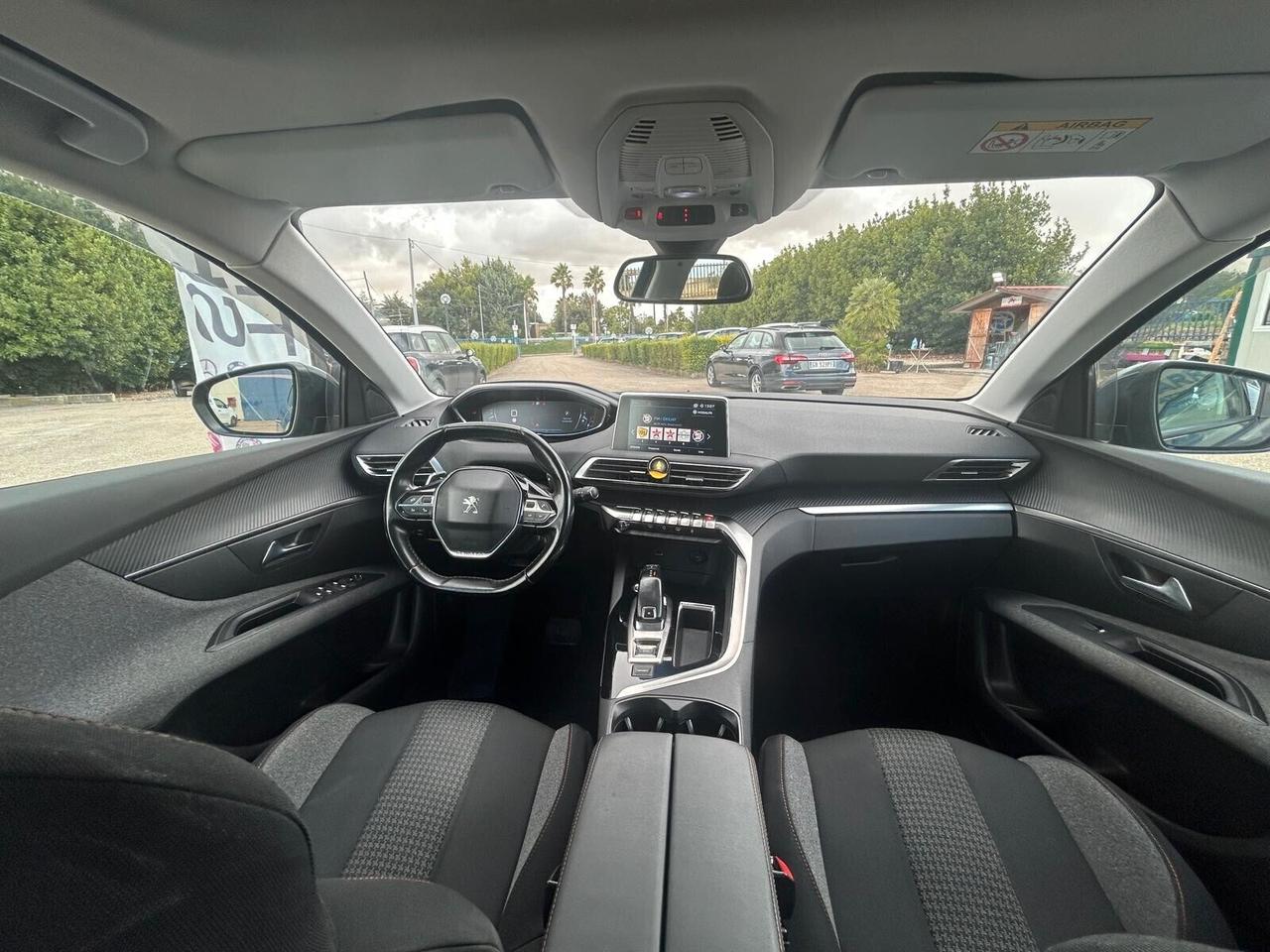 Peugeot 3008 BlueHDi 130 S&S Allure