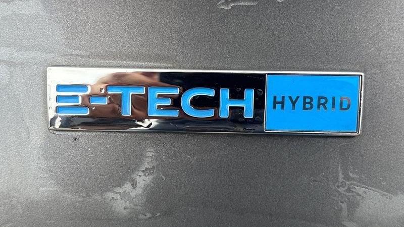 Renault Captur 1.6 E-TECH Hybrid Zen Auto 145cv