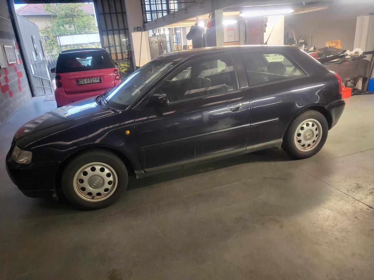 Audi A3 1.8 20V cat 3p. Attraction