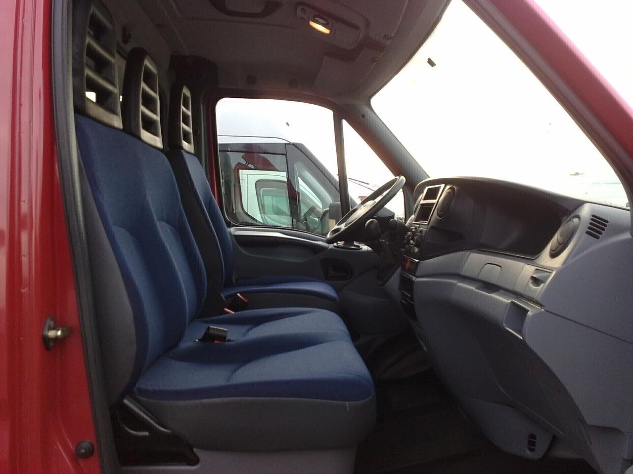 Iveco Daily 35c12 2.3hpt CENTINATO - 2006