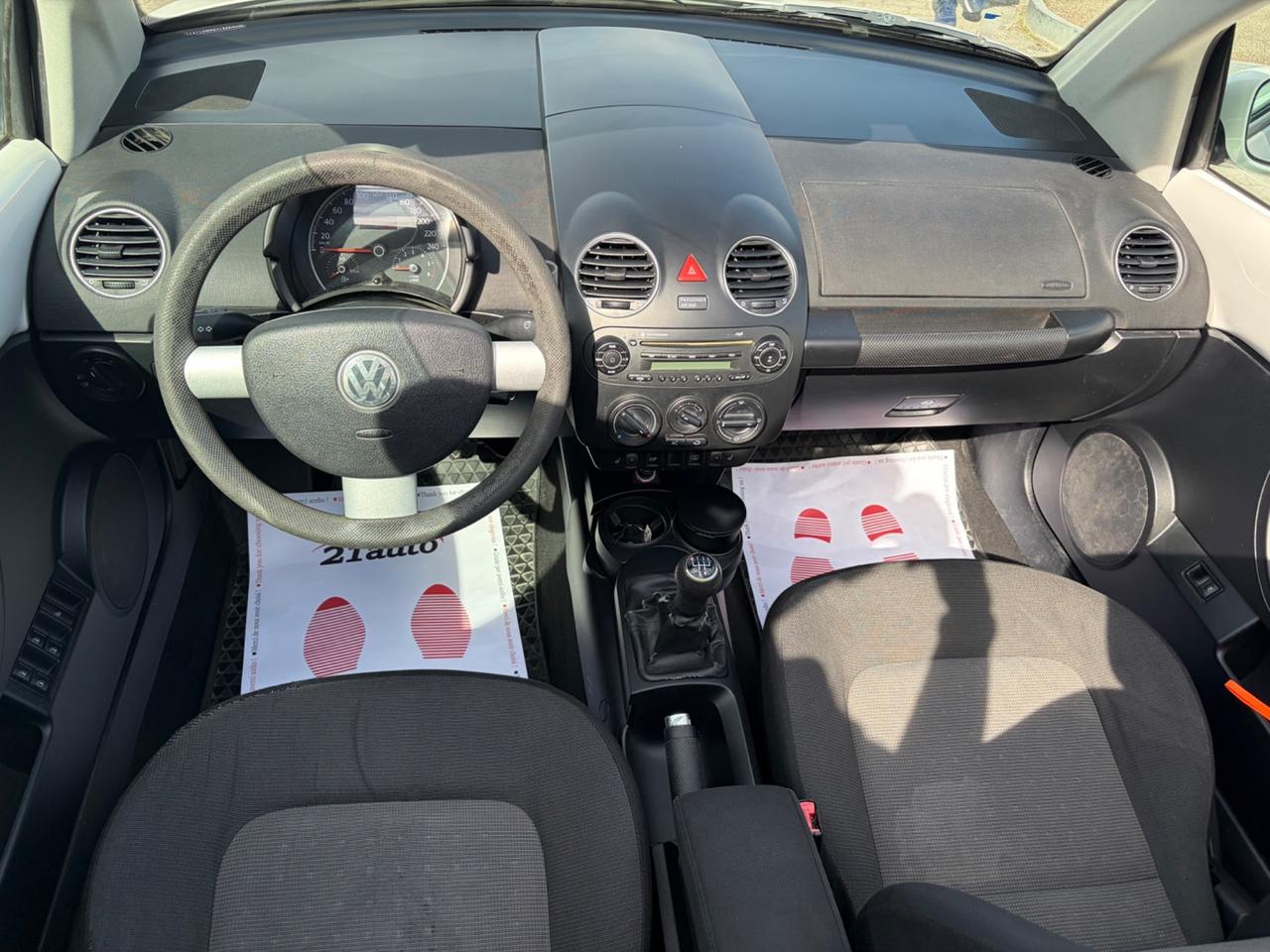 Volkswagen New Beetle 1.4 16V Cabrio