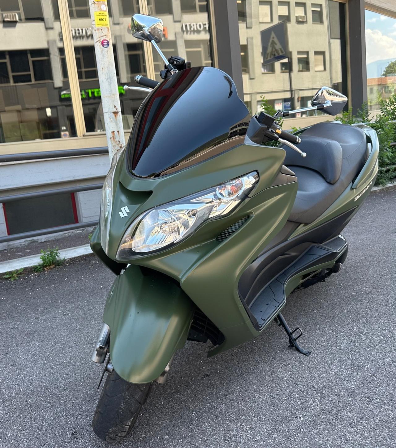Suzuki Burgman 400