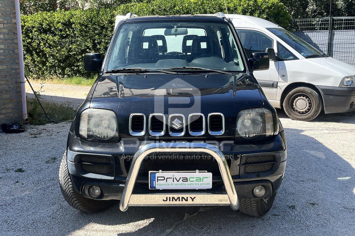 SUZUKI Jimny 1.3i 16V cat 4WD JLX Più