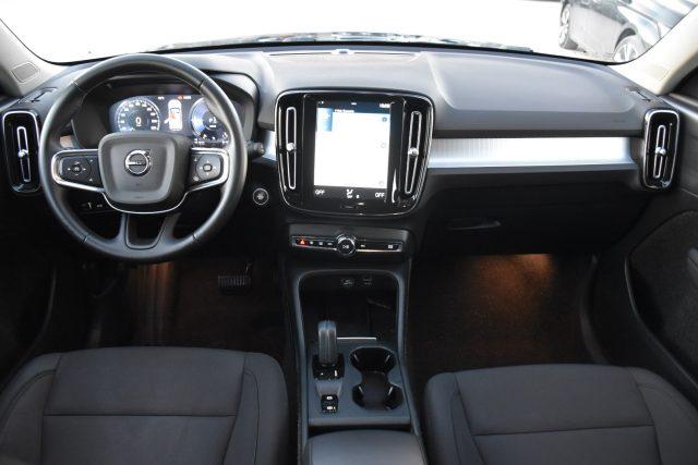 VOLVO XC40 T4 Recharge Plug-in Hybrid Inscription Expression