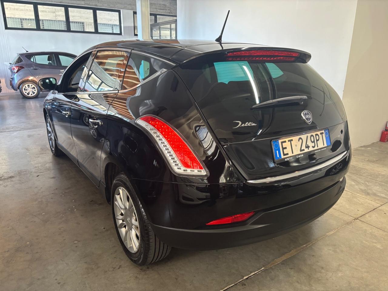 Lancia Delta 1.6 MJT Gold Edition