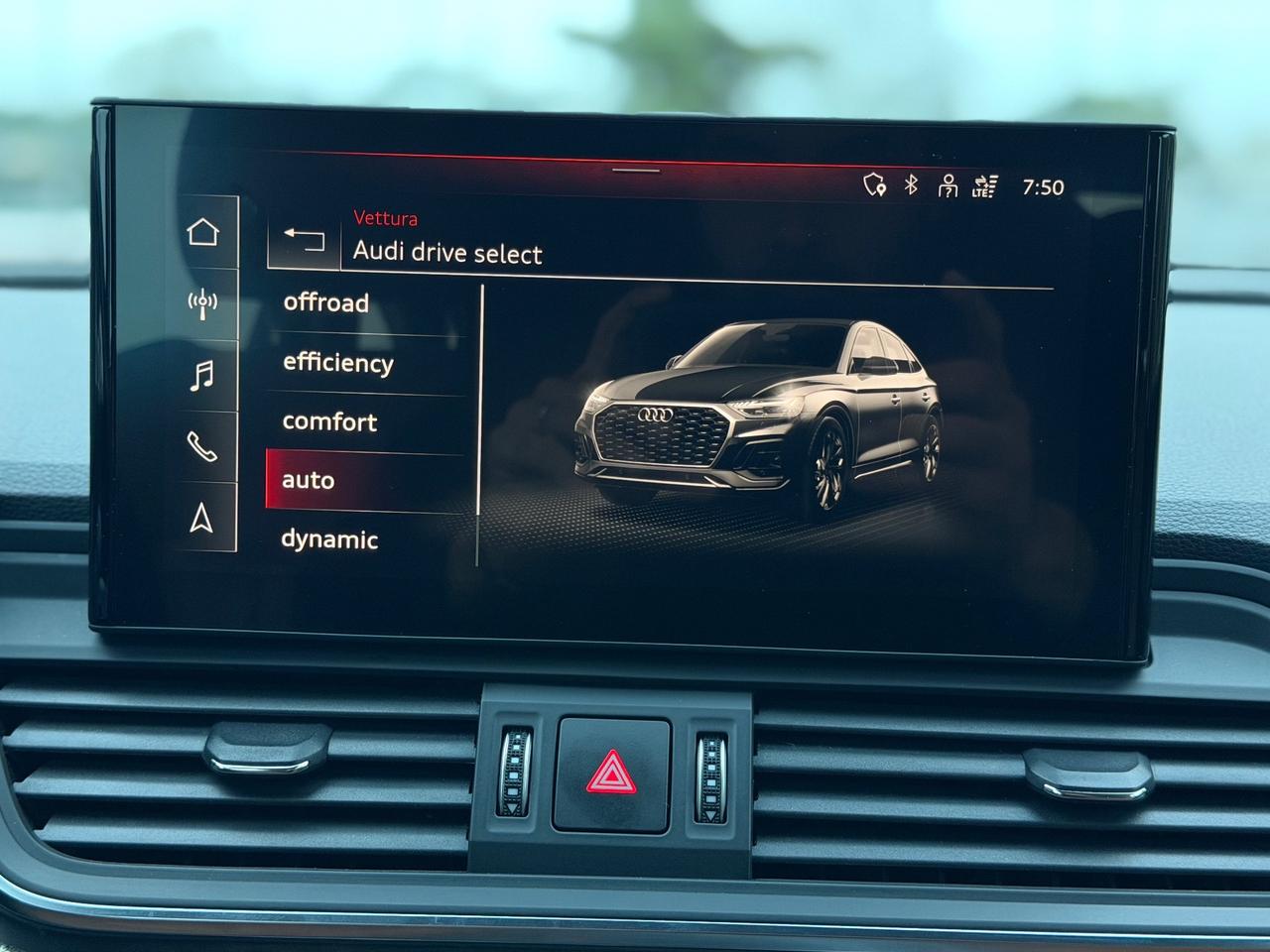 Audi Q5 Sportback 40 2.0 Tdi 204CV SLINE quattro