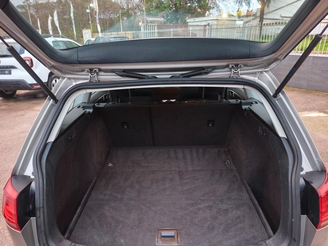 Volkswagen Golf Variant 1.6 TDI STATION WAGON