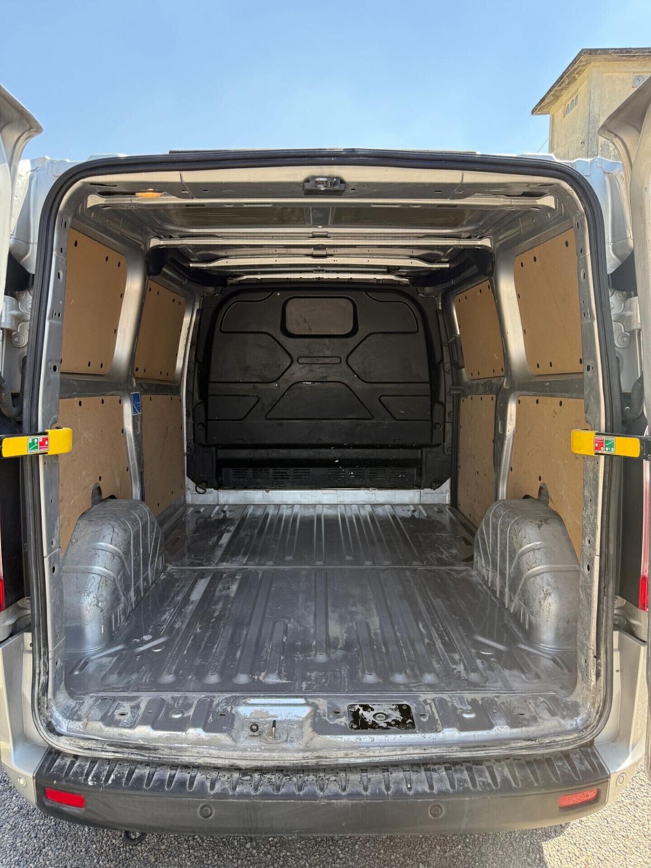 Ford Custom 2.0 Hybrid 130 PC Furgone Trend