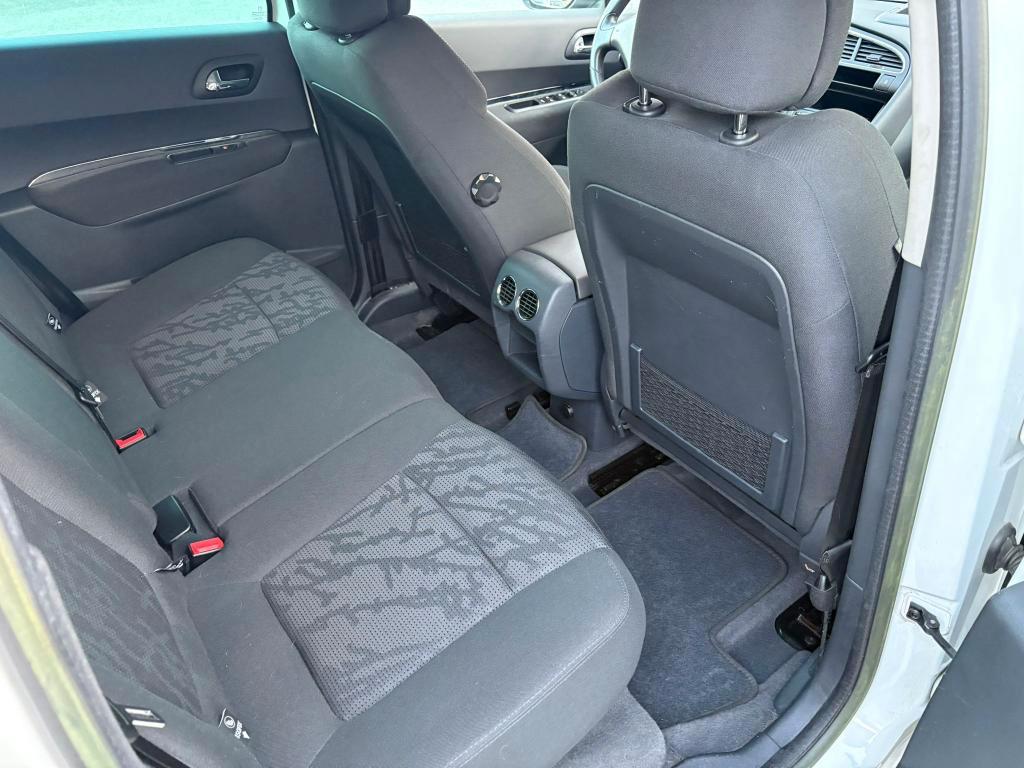 Peugeot 3008 1.6 hdi 8v Active 115cv