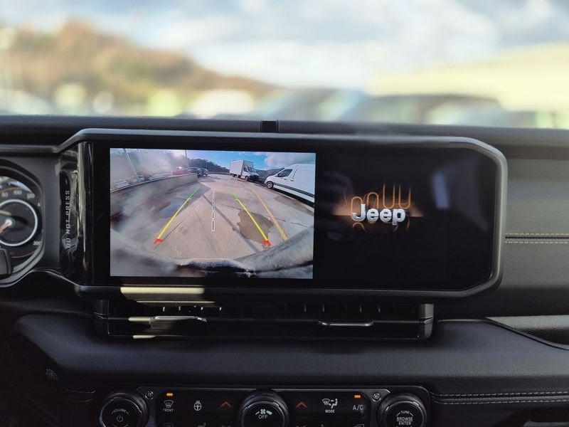 Jeep Wrangler Unlimited 2.0 turbo Sahara auto