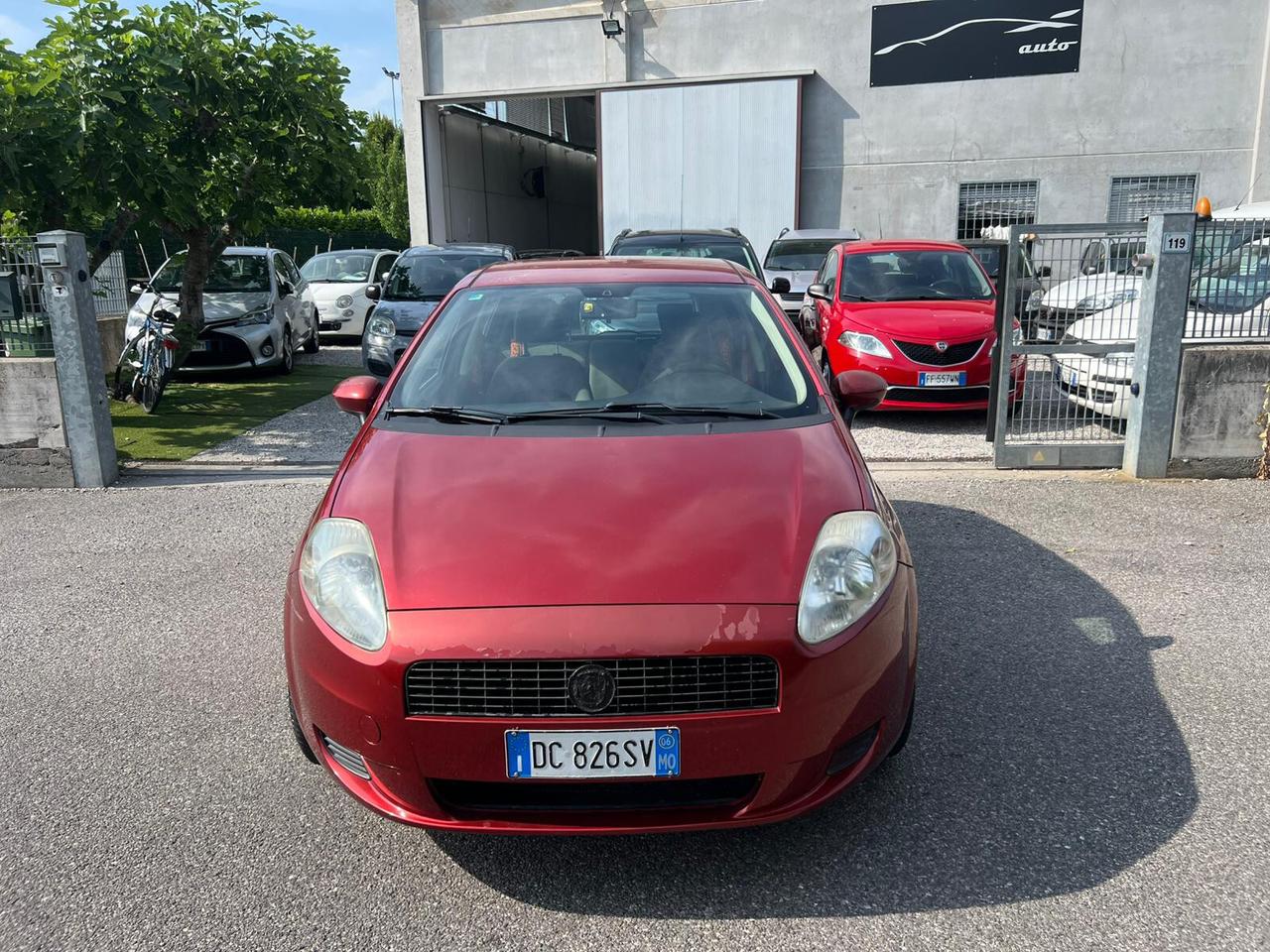 Fiat Punto 1.4 5 porte Active Ok neopatentato