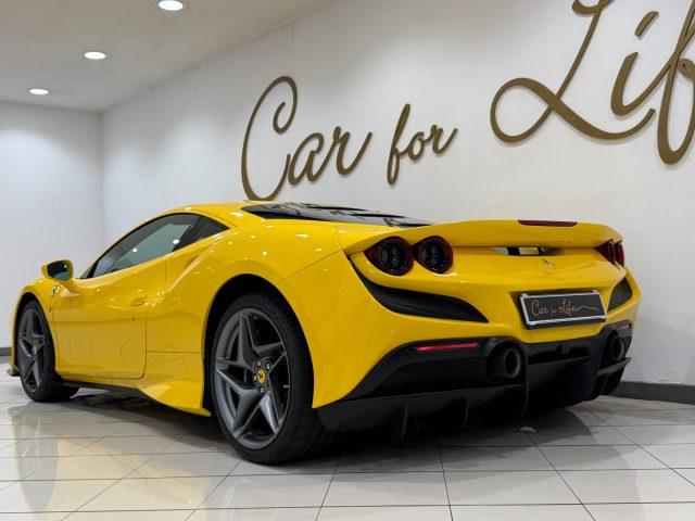 FERRARI F8 Tributo IVA ESPOSTA