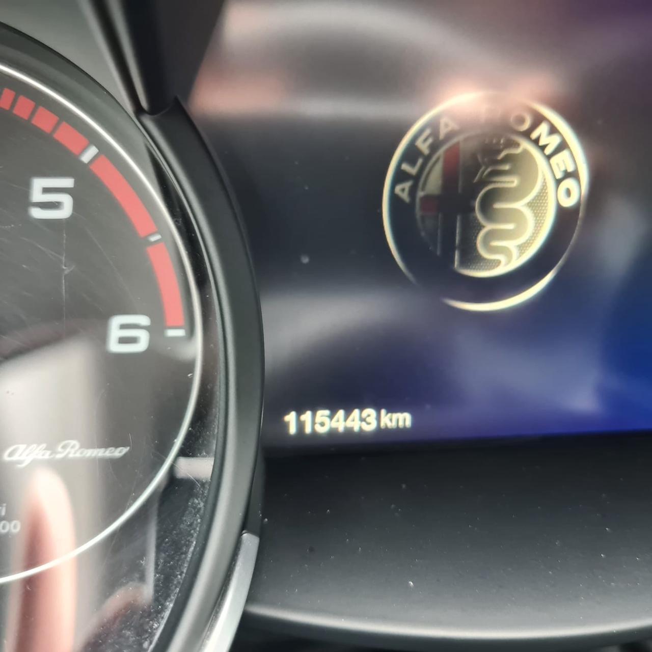 Alfa Romeo Stelvio 2.2 Turbodiesel 210 CV AT8 Q4 Executive