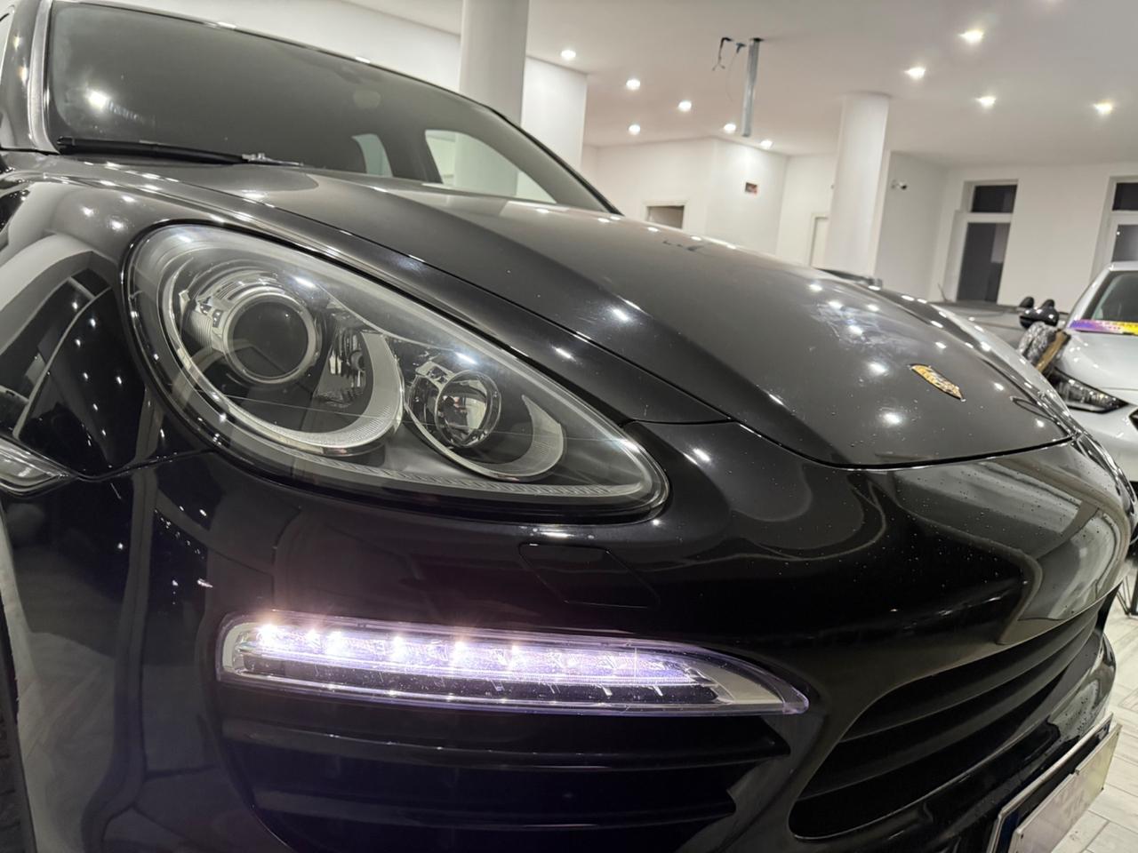 Porsche Cayenne 3.0D 245CV PLATINUM EDITION DA VETRINA2014