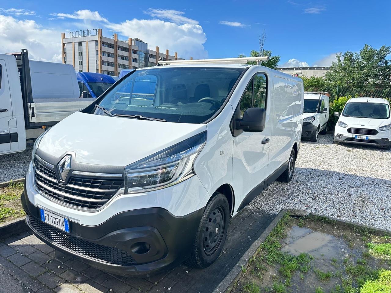 Renault Trafic T28 2.0 dCi 120CV Iva Compresa