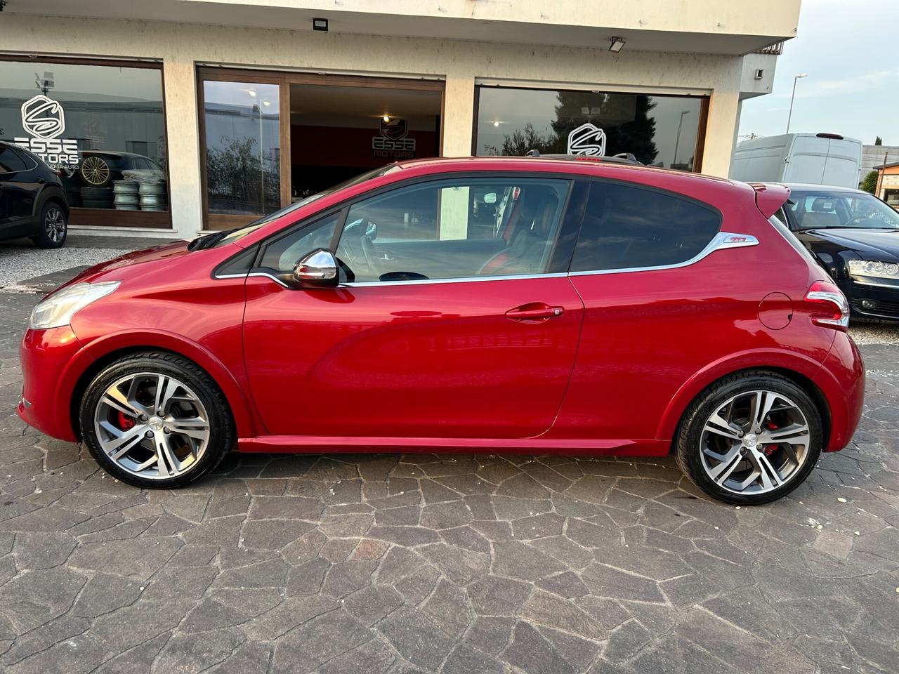 Peugeot 208 GTi - 2015 1.6 THP 200 CV 77.000 KM