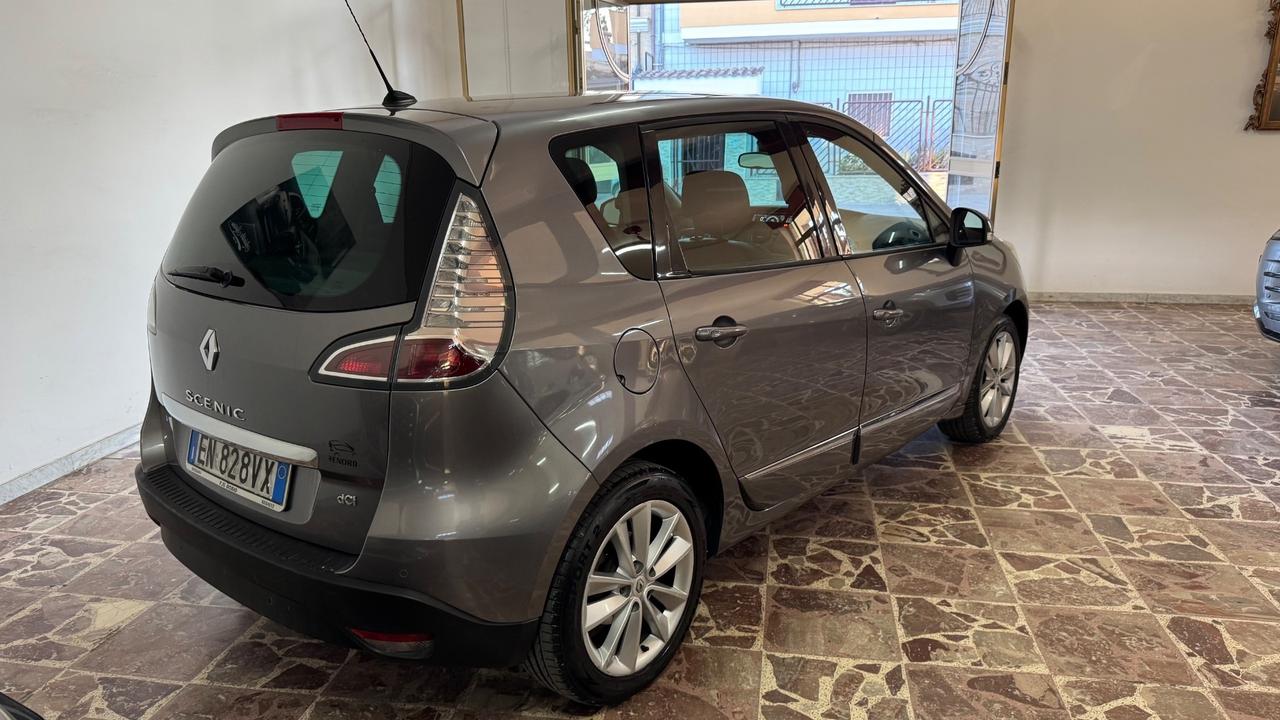 Renault Scenic XMod 1.5 dCi 110CV EDC Live