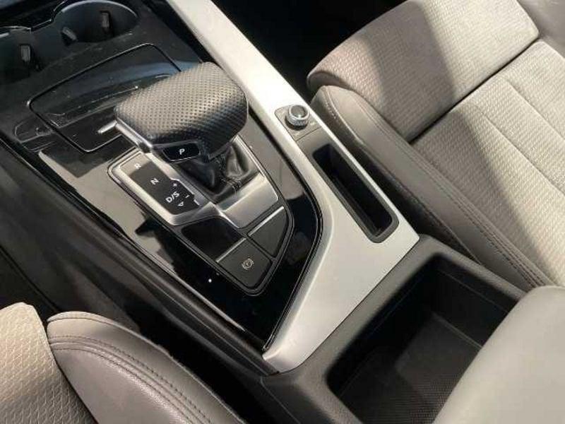 Audi A4 V 2019 Avant 40 2.0 tdi S Line edition quattro 190cv s-tronic