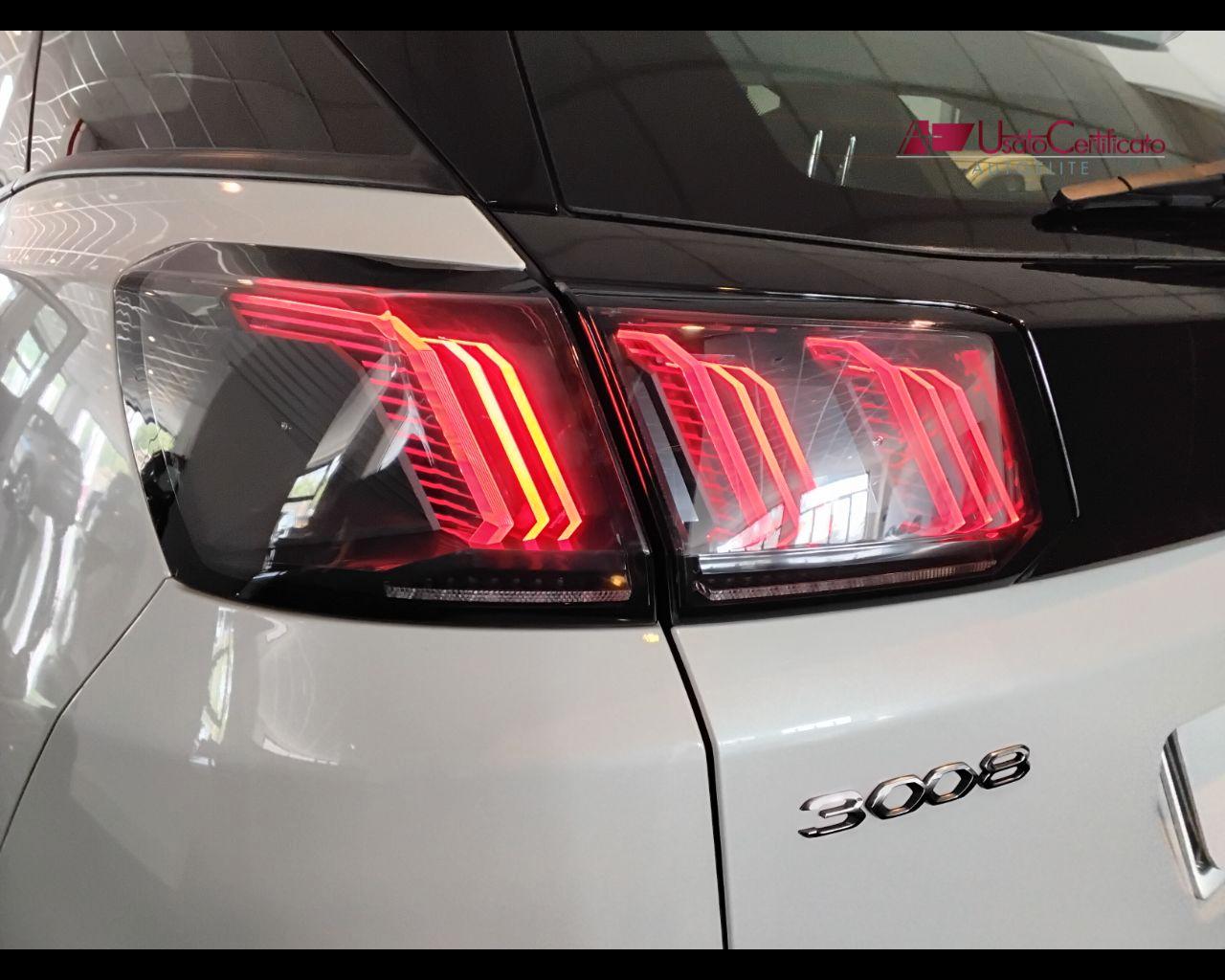 PEUGEOT 3008 BlueHDi 130 S&S EAT8 Active Business