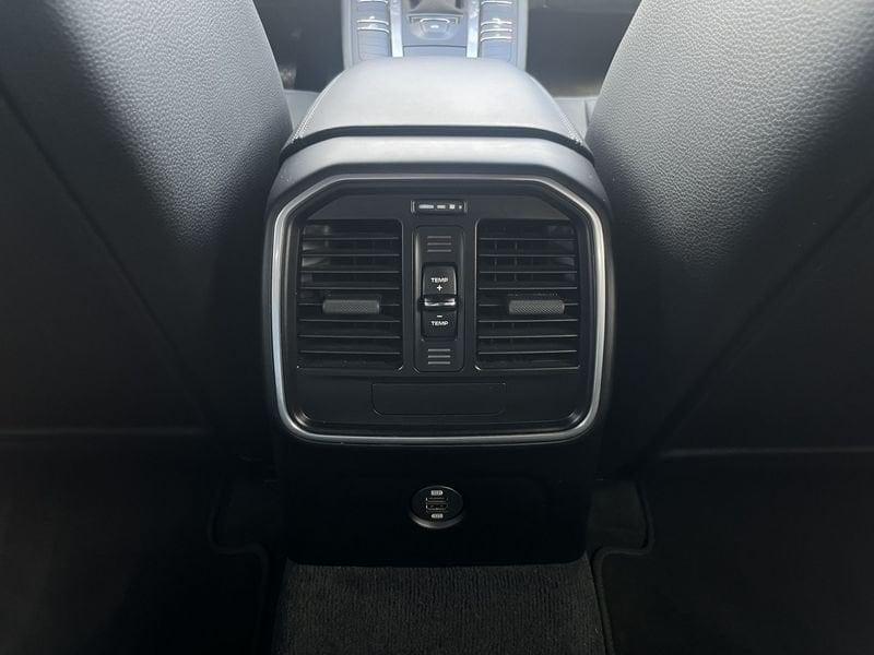 Porsche Macan 2.0 245cv pdk