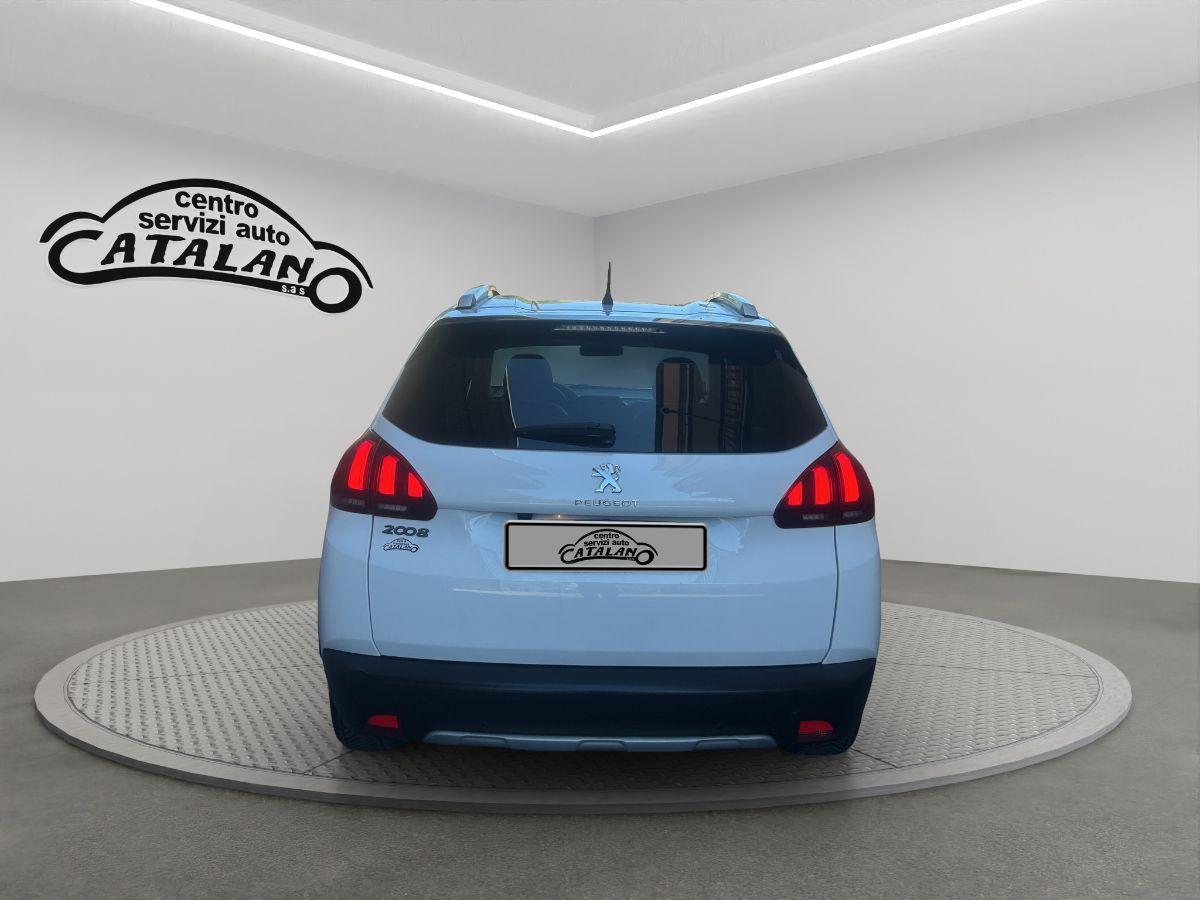 PEUGEOT - 2008 - 1.6 BlueHDi 100 Black Matt